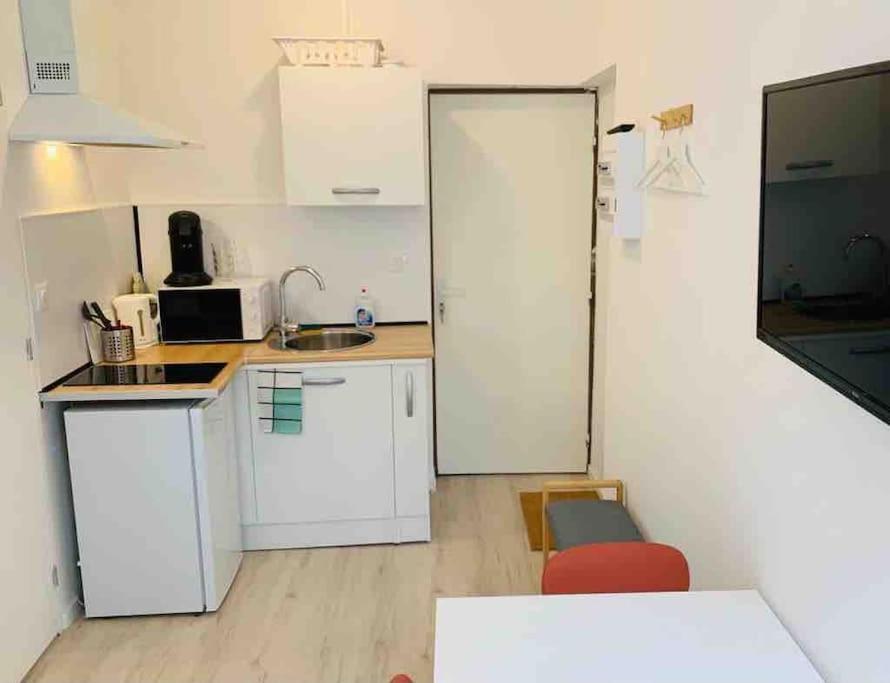 A 6 Min A Pied Du Centre Apartment *